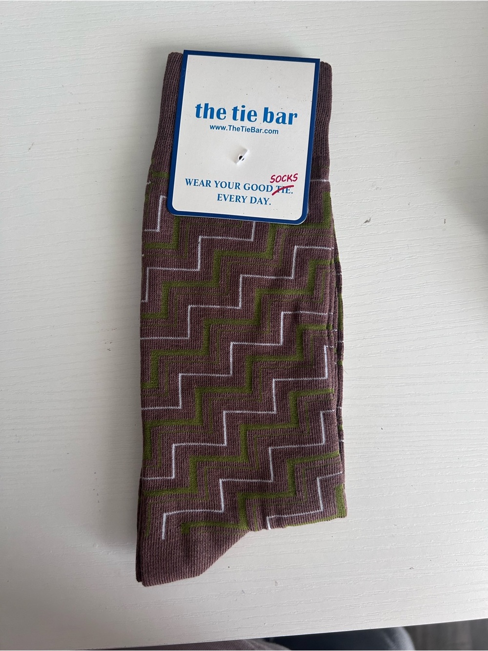 The Tie Bar Brown, Green & White Zigzag Dress Socks